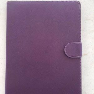 Bluetooth IPad keyboard/case